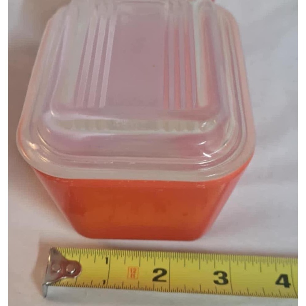Vintage Pyrex 501 Orange Refrigerator Dish with Ribbed Glass Lid 1.5 Cup Friends - Picture 2 of 3
